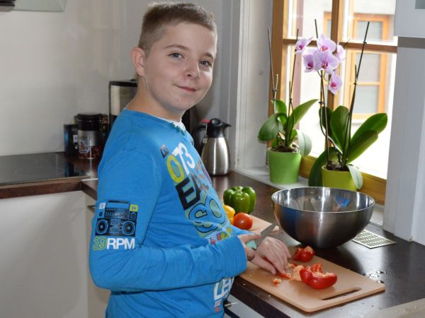 Paprikaschneiden in der Küche